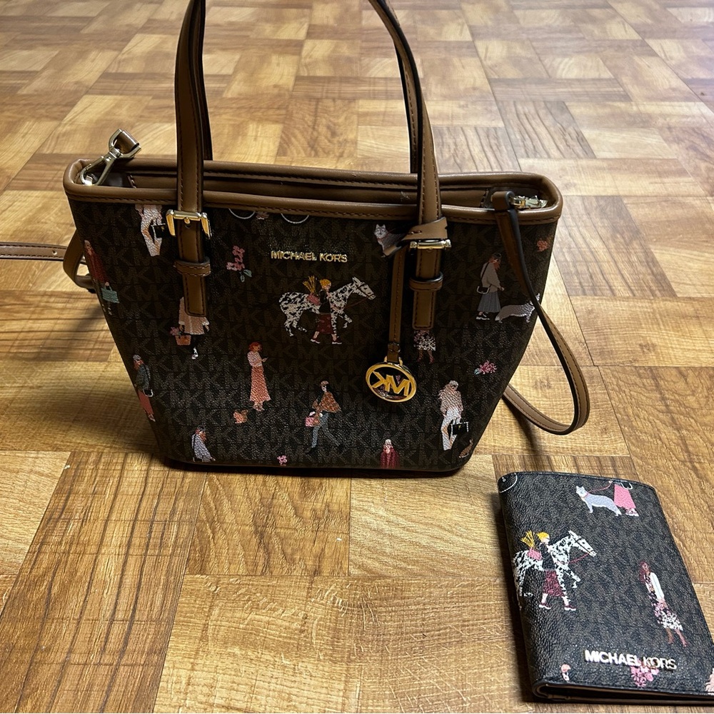Michael Kors shoulder bag with matching wallet.